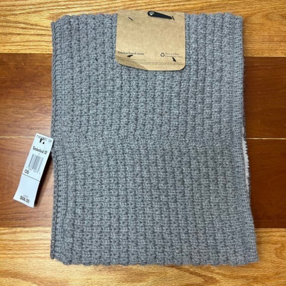 Timberland Women’s Sherpa Lined Neck Gaiter - Picture 7 of 8